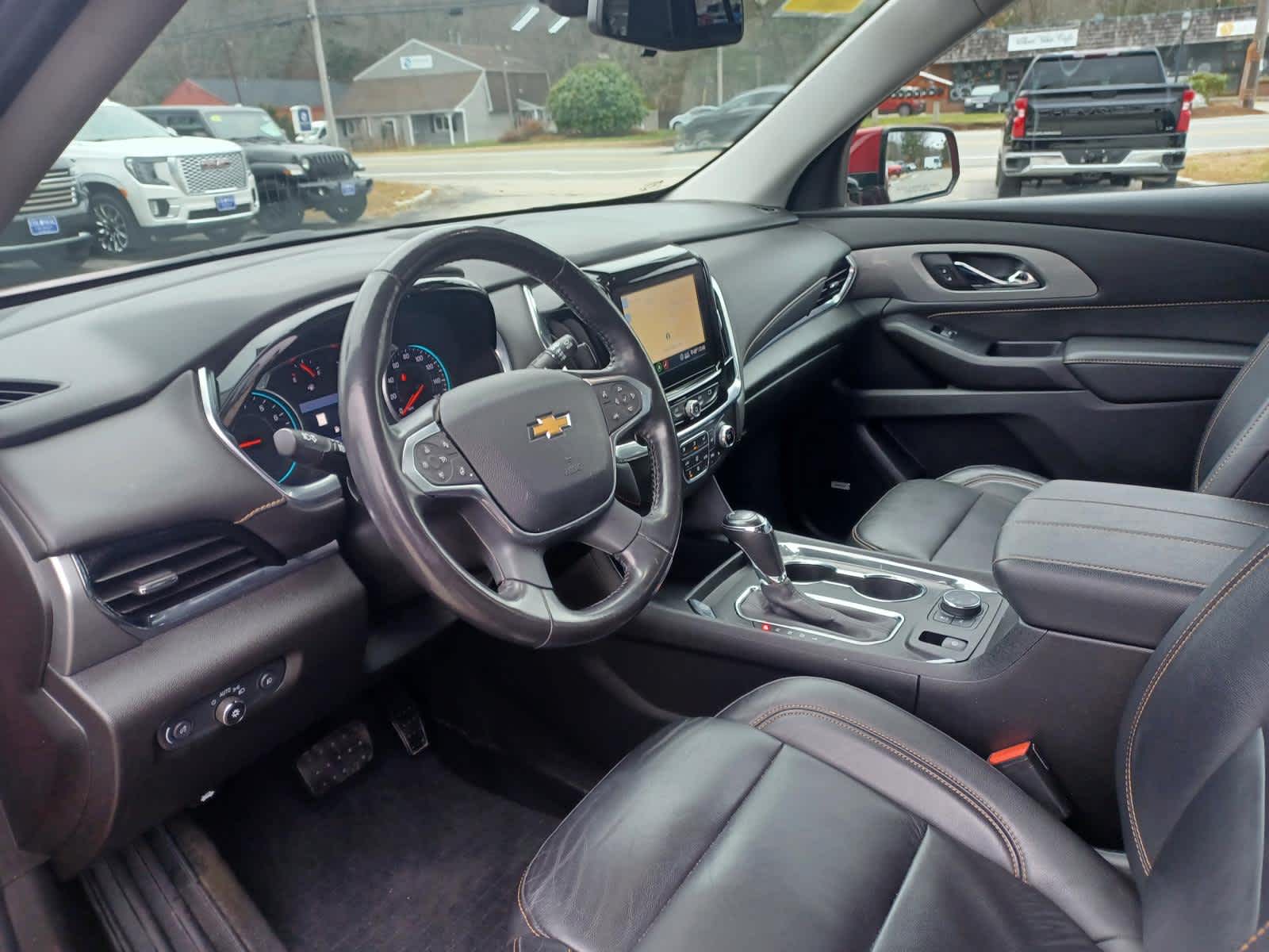 2020 Chevrolet Traverse LT Leather