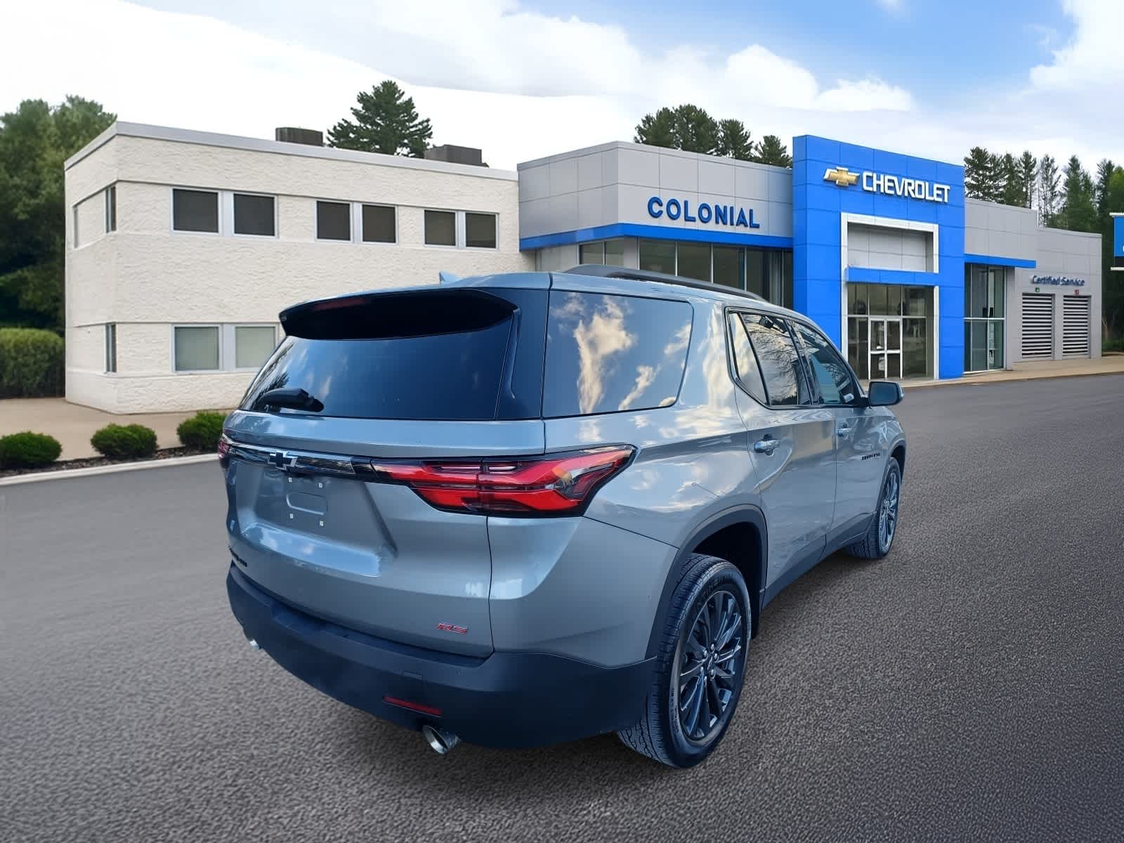 2023 Chevrolet Traverse RS