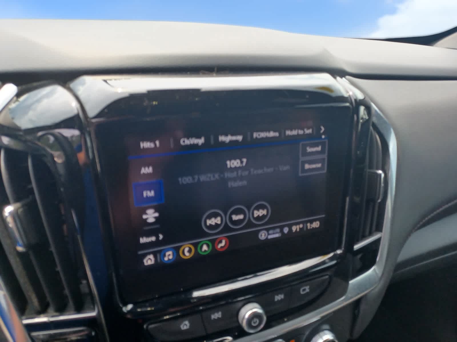 2023 Chevrolet Traverse RS