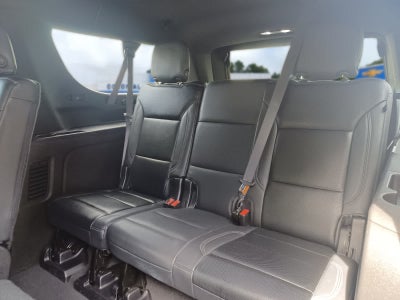 2023 Chevrolet Suburban LS