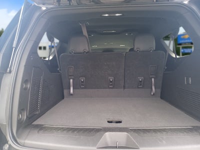2023 Chevrolet Suburban LS