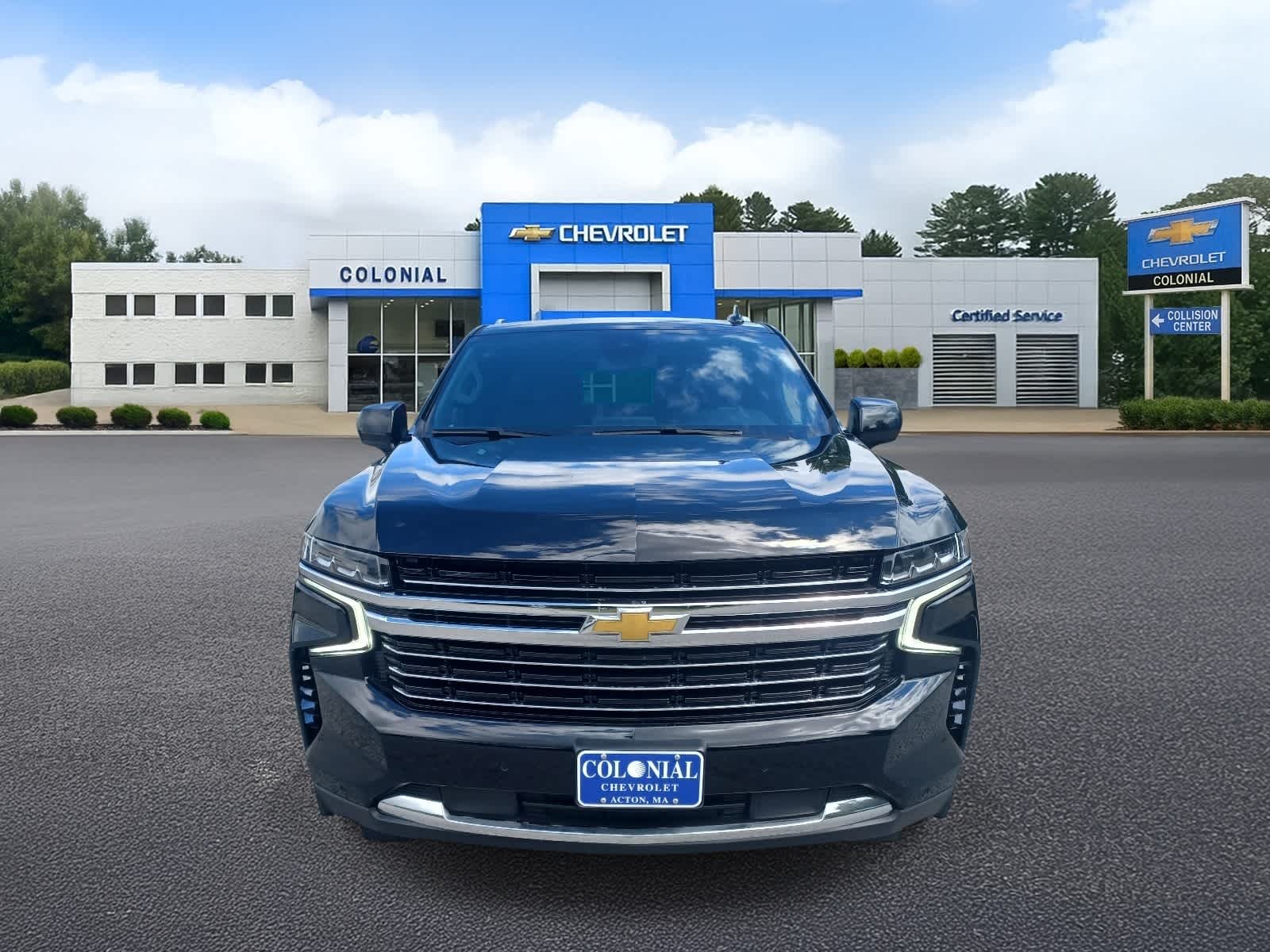 2024 Chevrolet Suburban LT