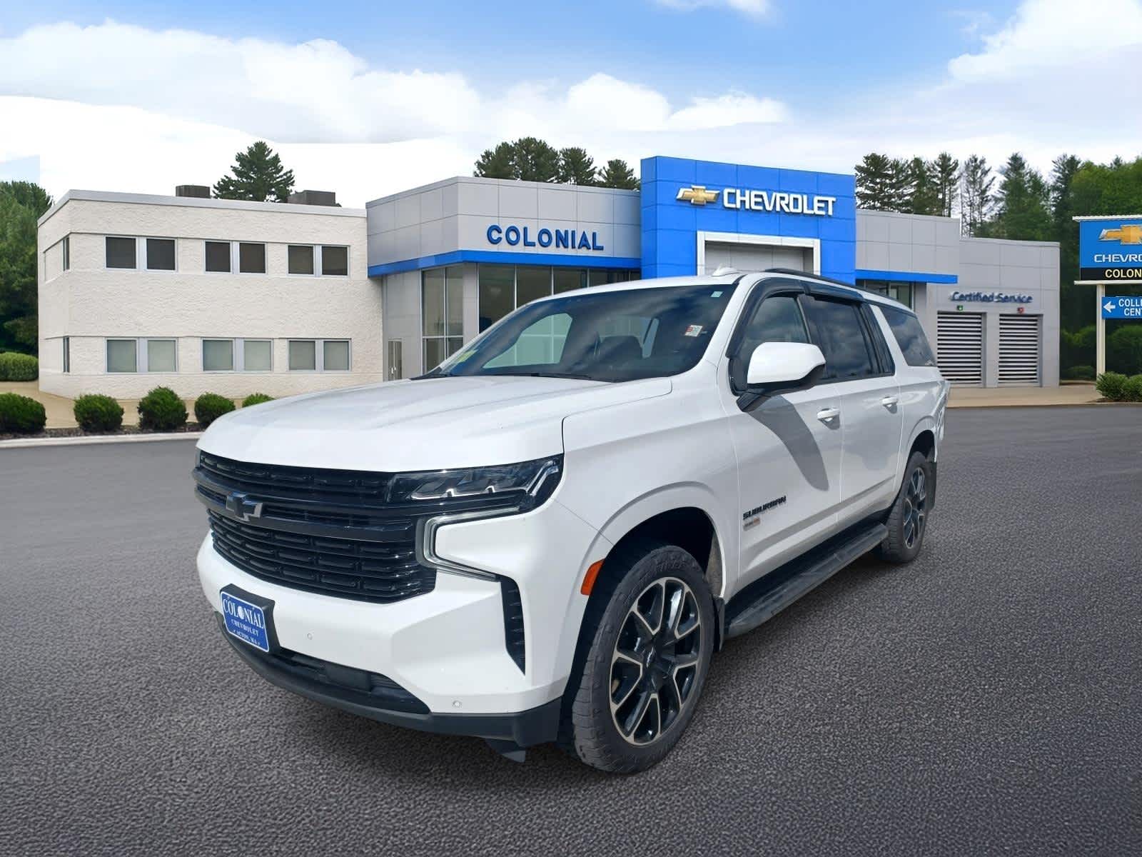 2023 Chevrolet Suburban RST