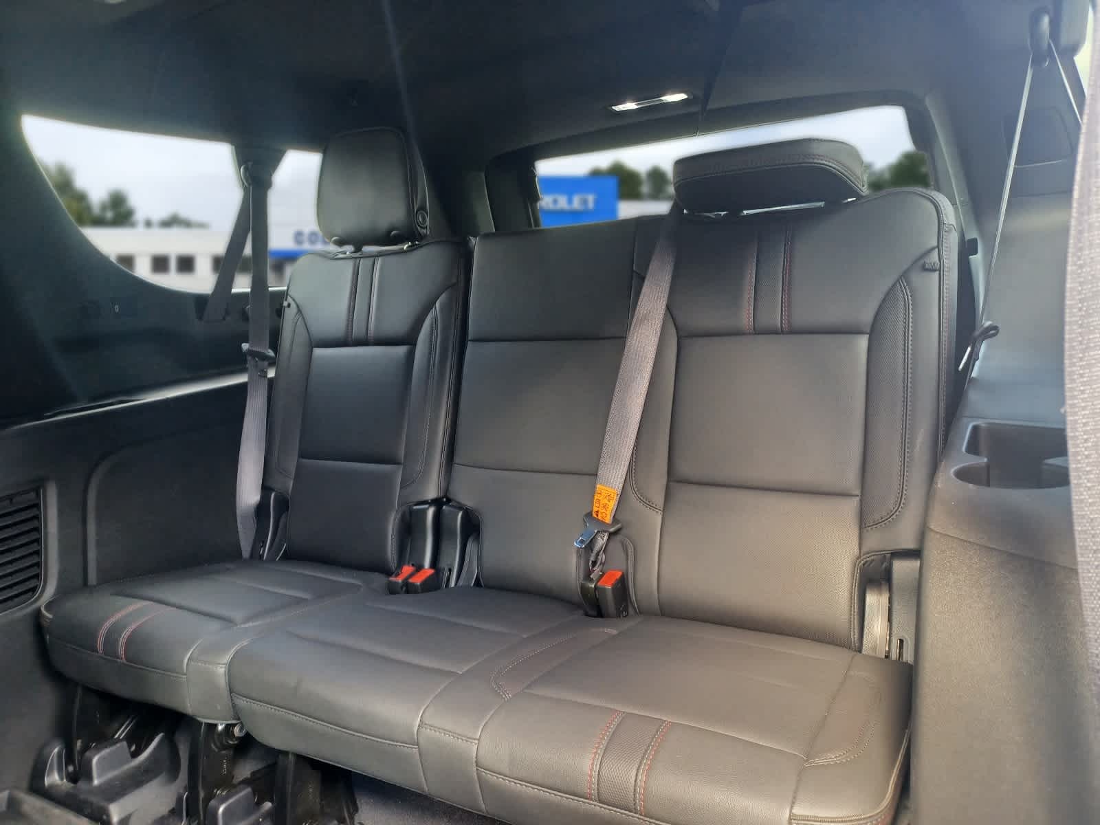 2023 Chevrolet Suburban RST