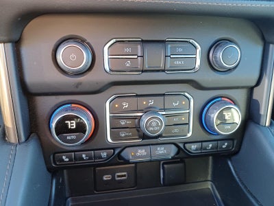 2022 Chevrolet Suburban High Country