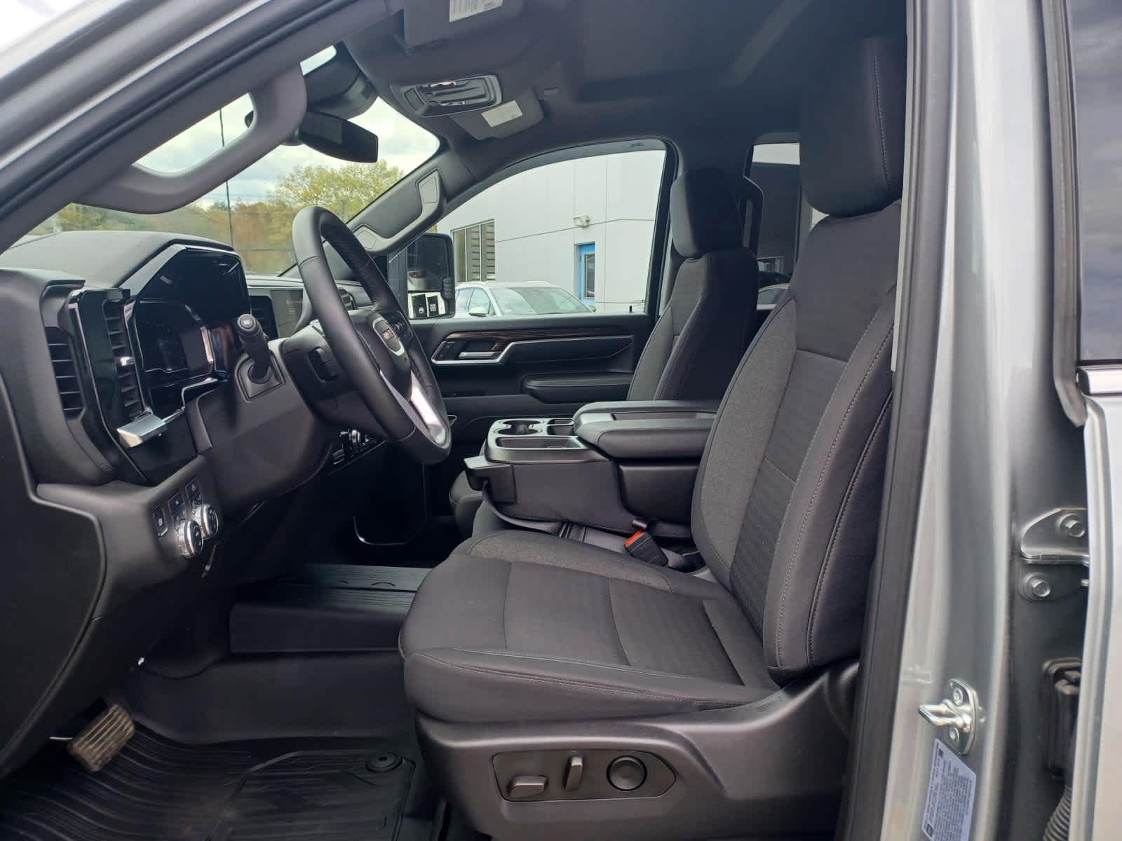 2025 GMC Sierra 2500 HD SLE