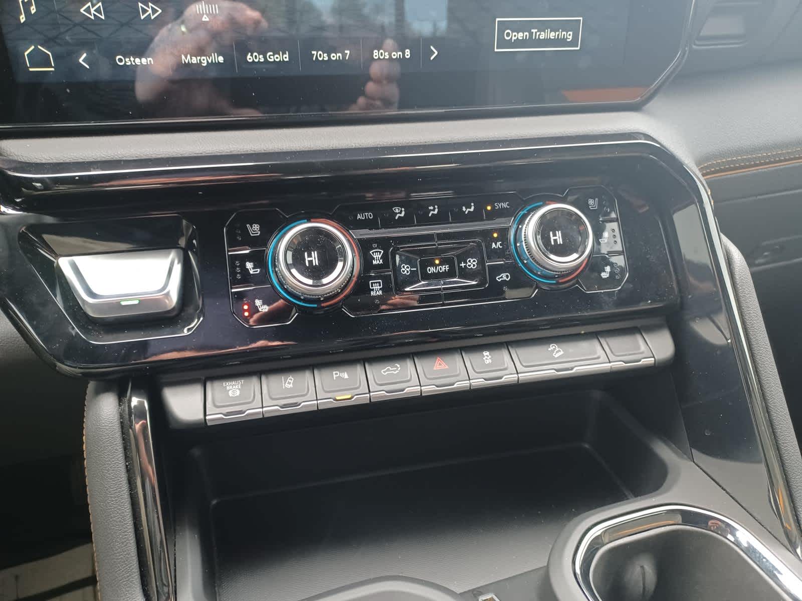 2025 GMC Sierra 2500 HD AT4