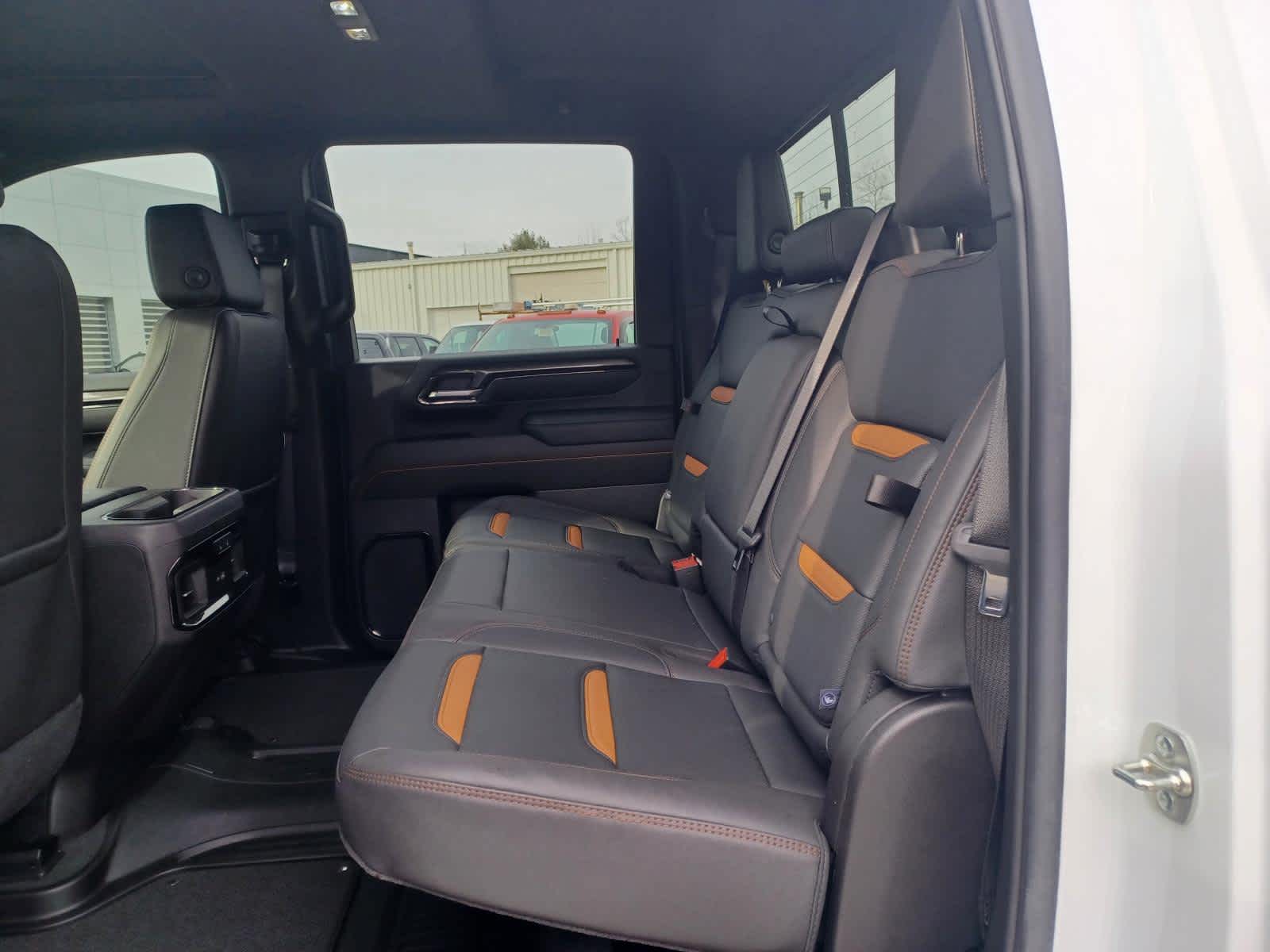 2025 GMC Sierra 2500 HD AT4