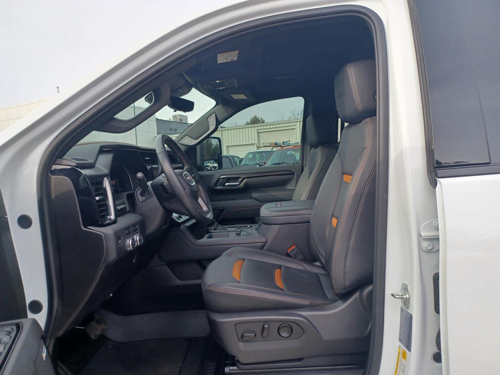 2025 GMC Sierra 2500 HD AT4