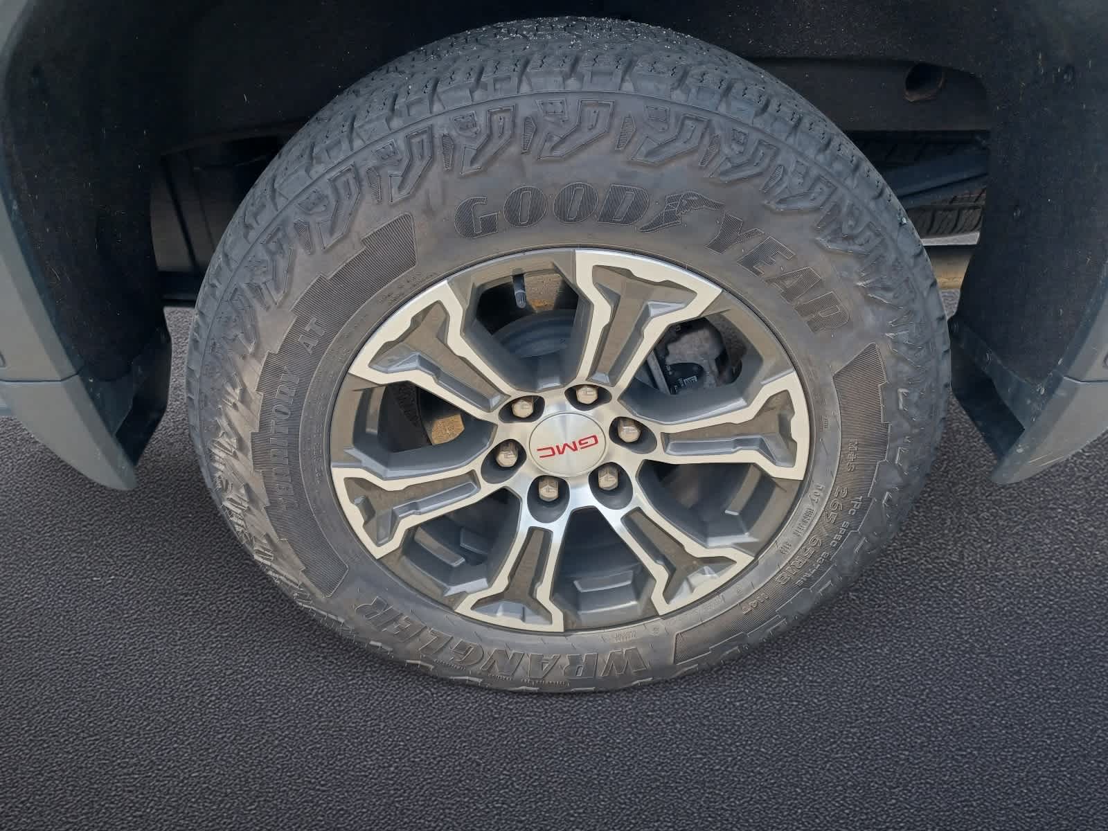 2024 GMC Sierra 1500 SLE