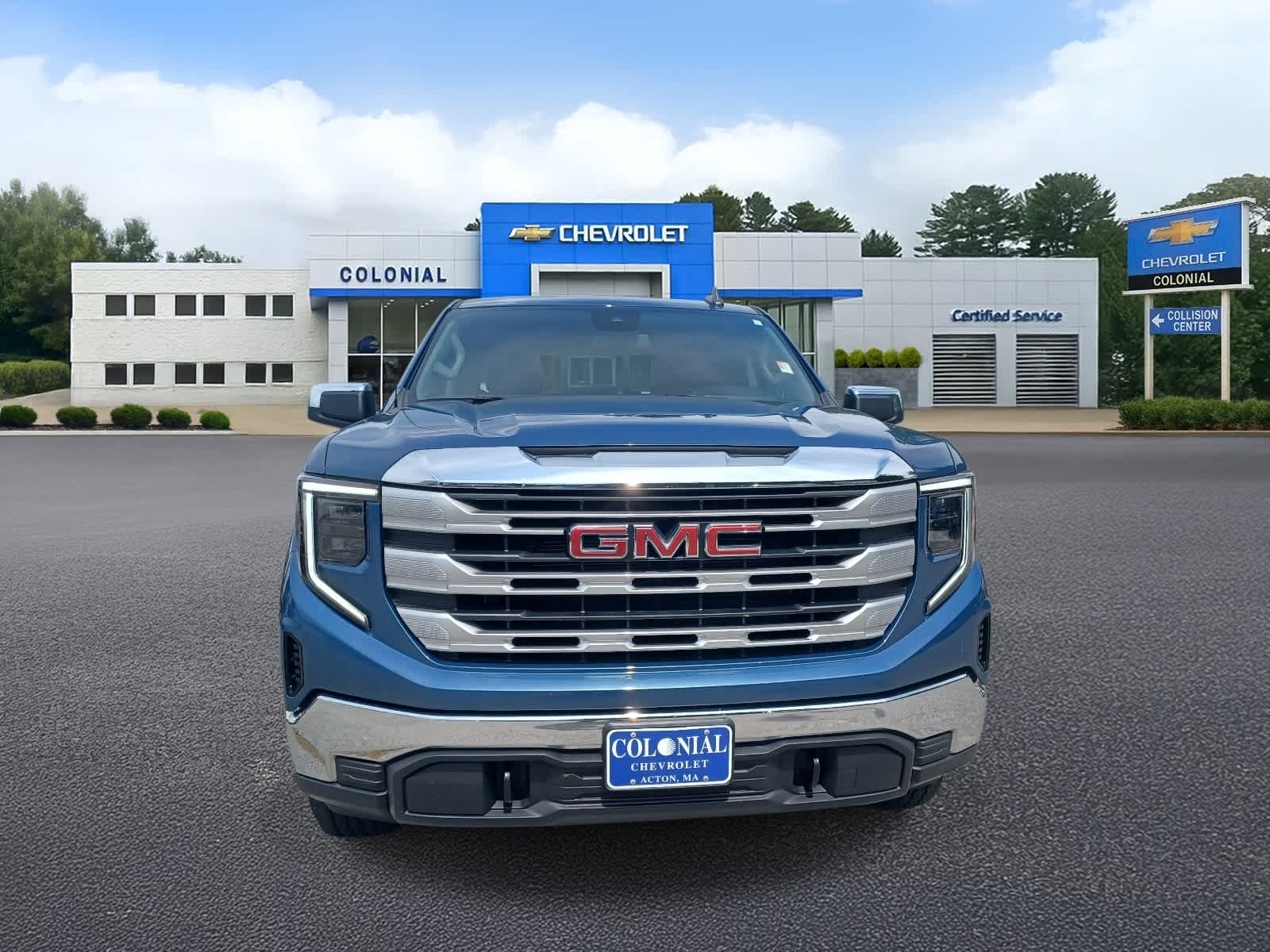 2024 GMC Sierra 1500 SLE