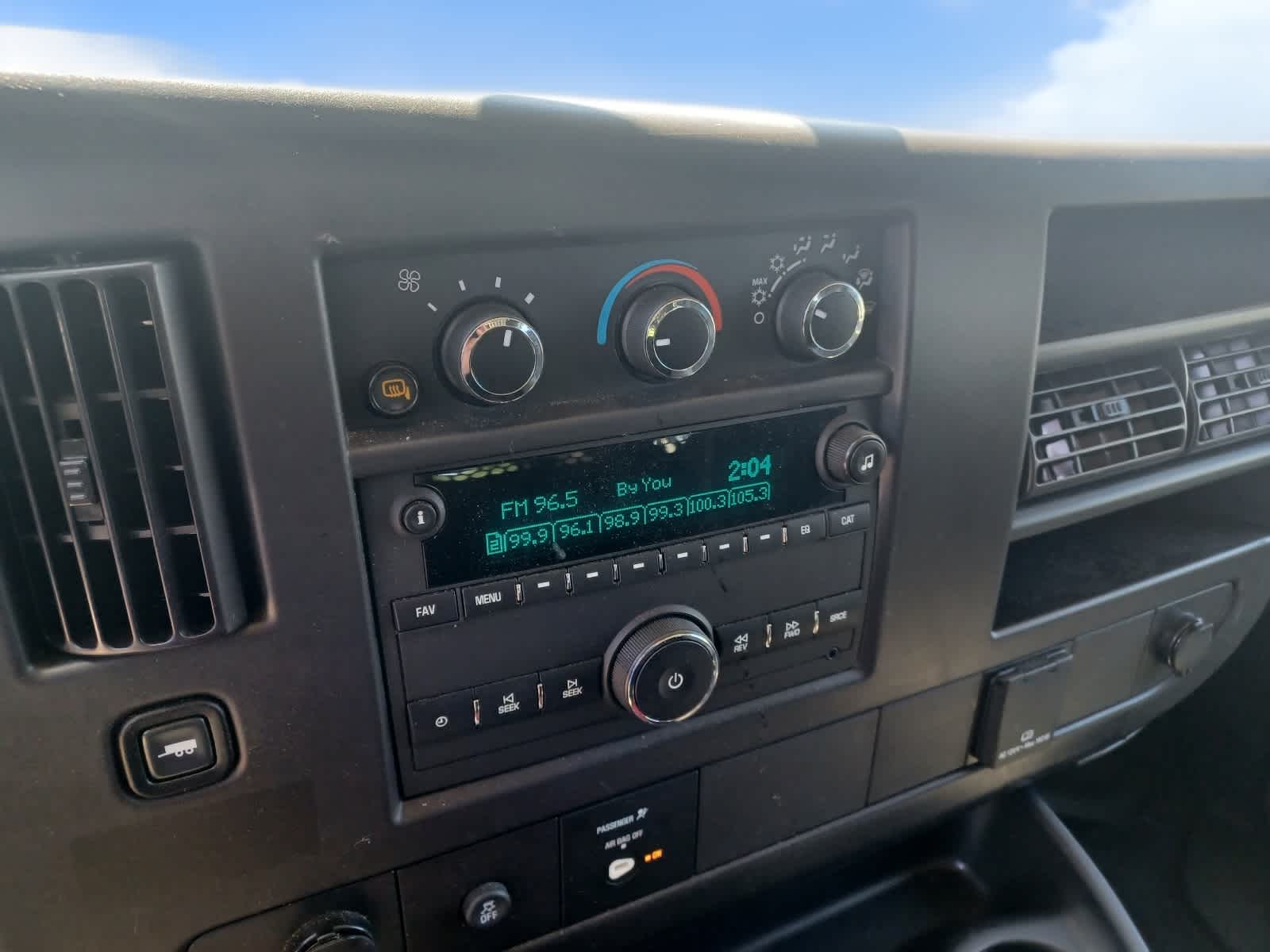 2024 GMC Savana Cargo 2500 Work Van