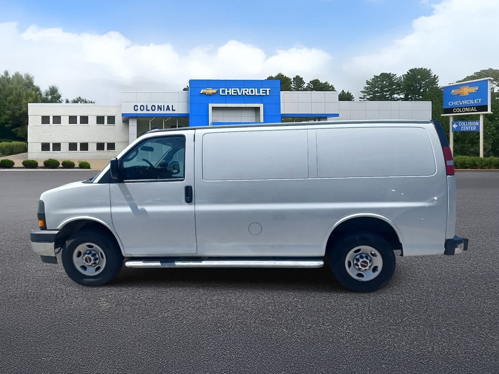 2024 GMC Savana Cargo 2500 Work Van