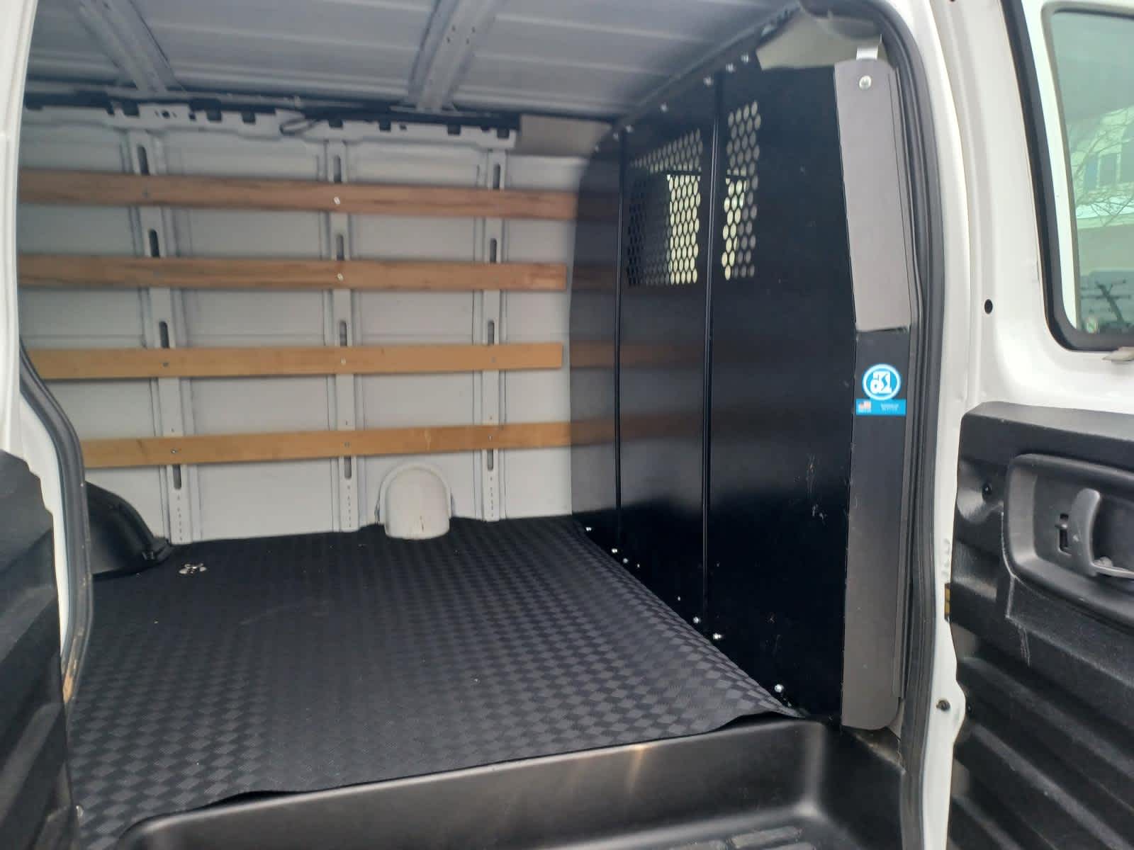 2024 GMC Savana Cargo 2500 Work Van