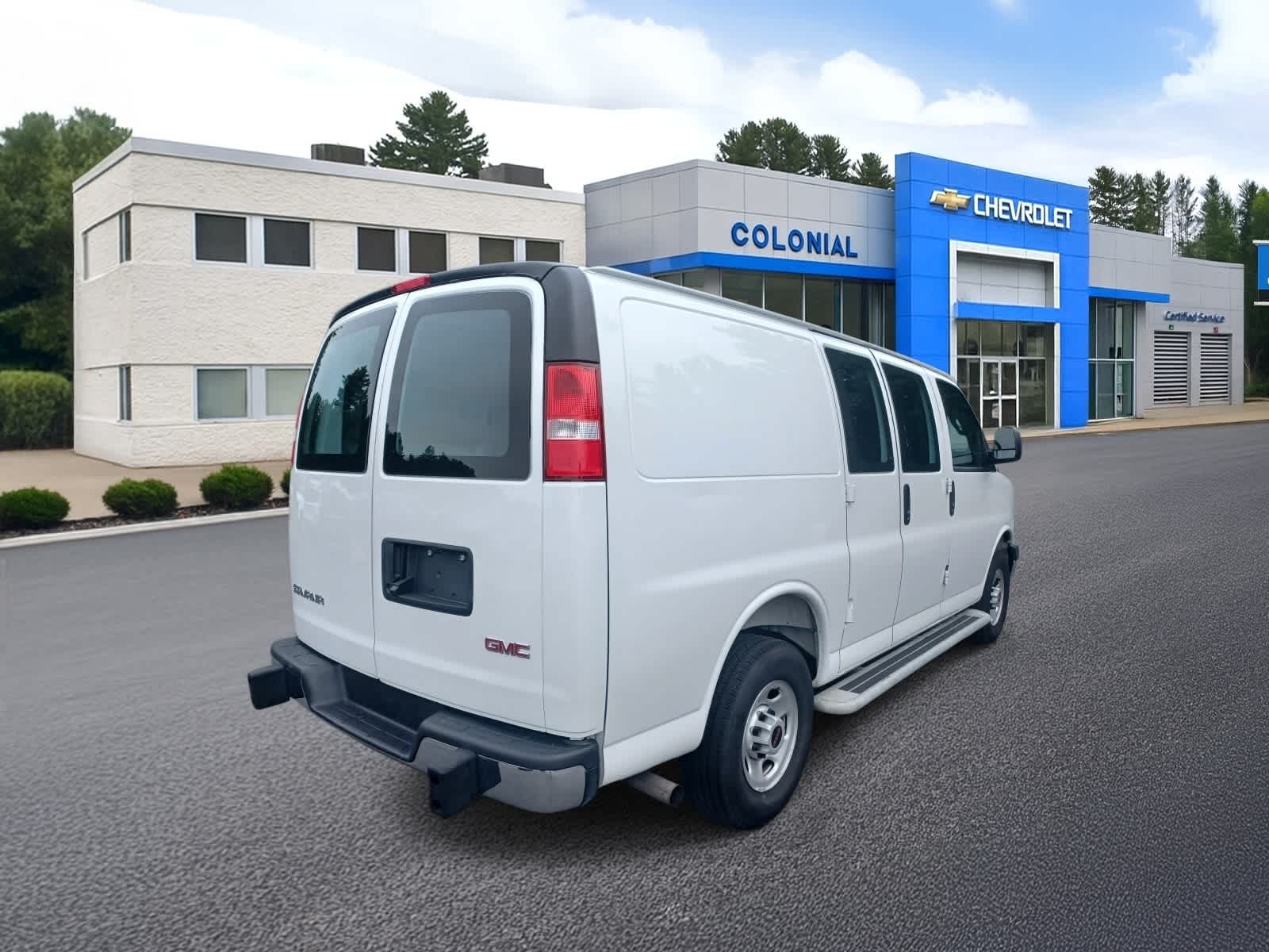 2025 GMC Savana Cargo Work Van