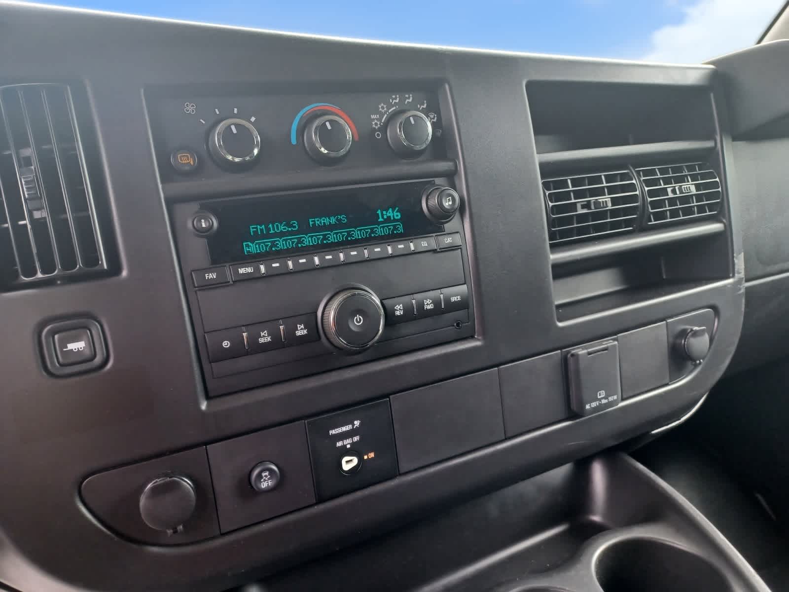 2025 GMC Savana Cargo Work Van