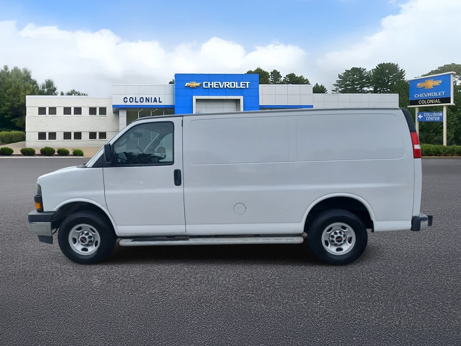 2024 GMC Savana Cargo 2500 Work Van