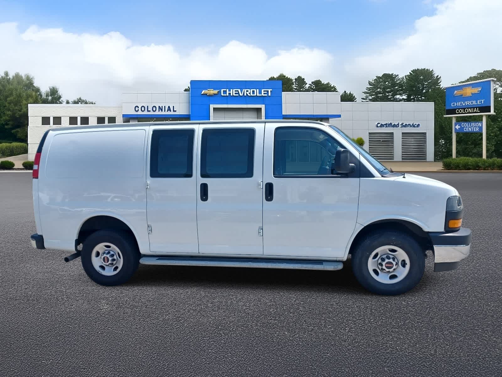 2024 GMC Savana Cargo 2500 Work Van