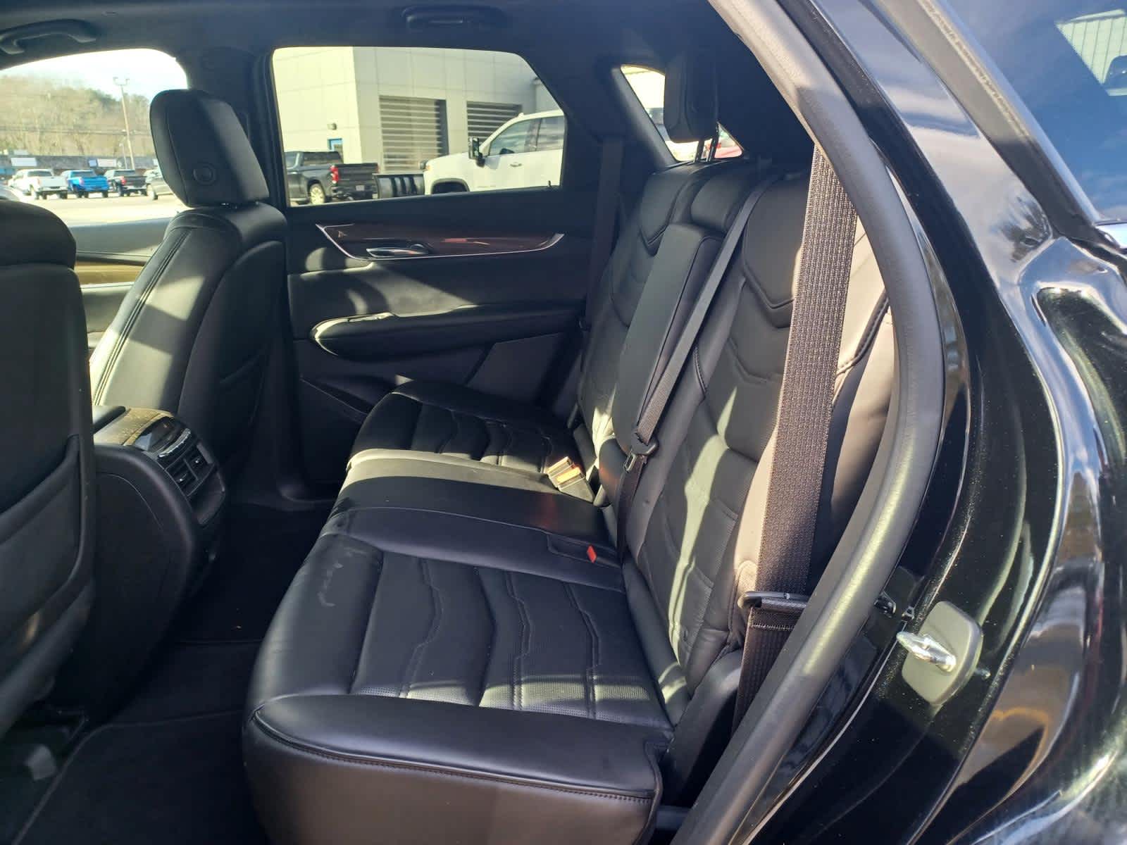 2017 Cadillac XT5 Platinum AWD