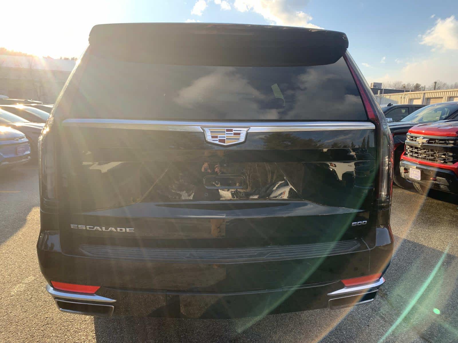 2024 Cadillac Escalade ESV Luxury