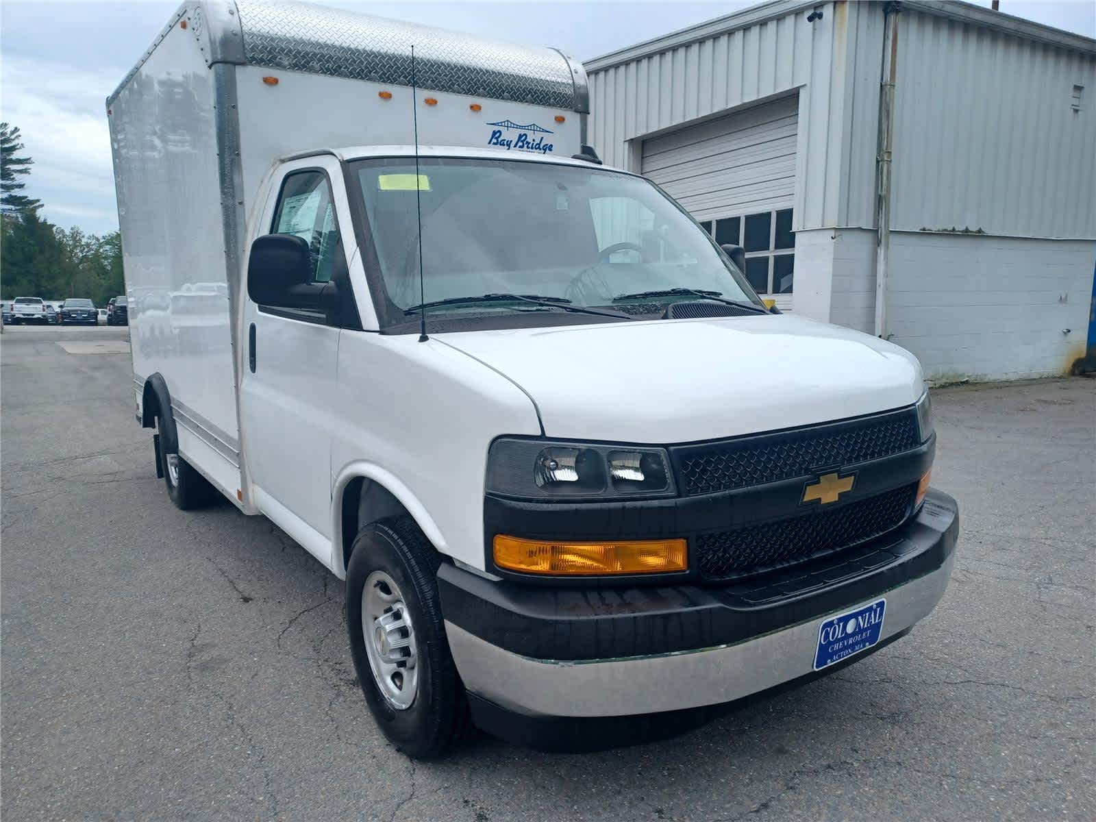 2024 Chevrolet Express Cutaway 3500 1WT