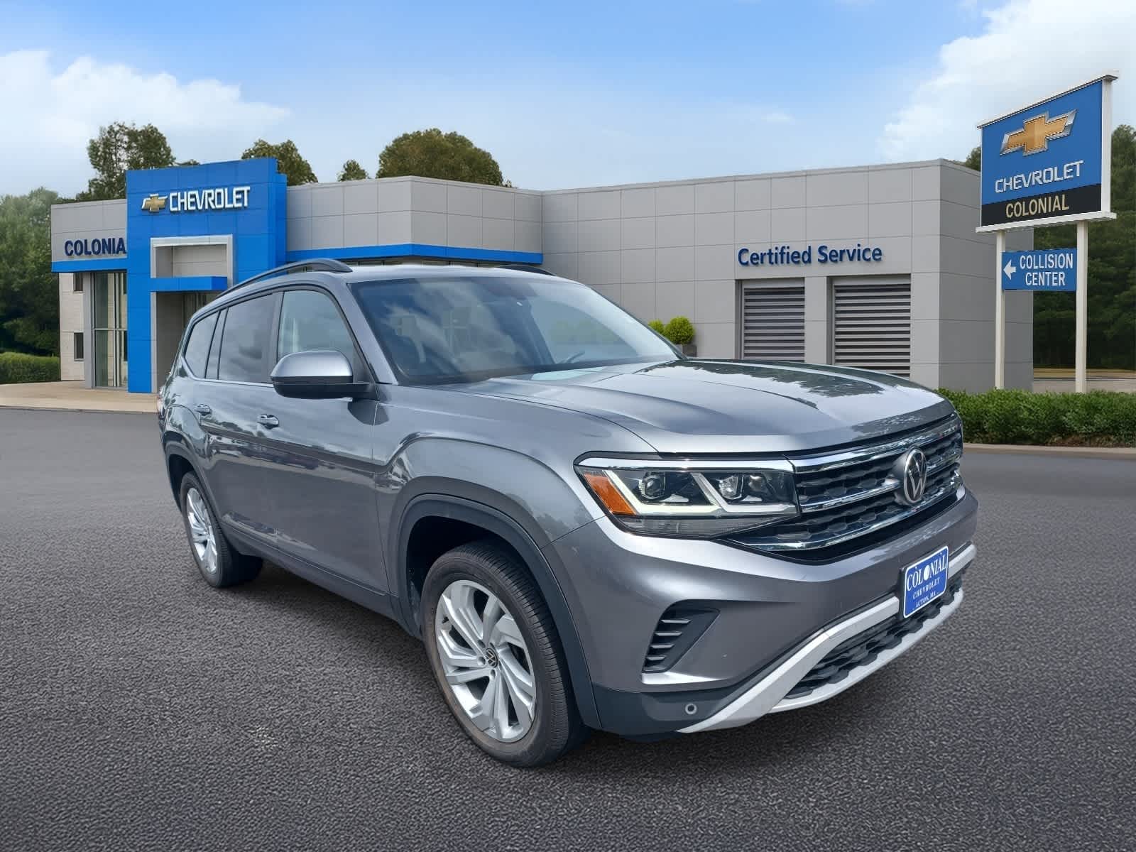 2022 Volkswagen Atlas 3.6L V6 SE w/Technology