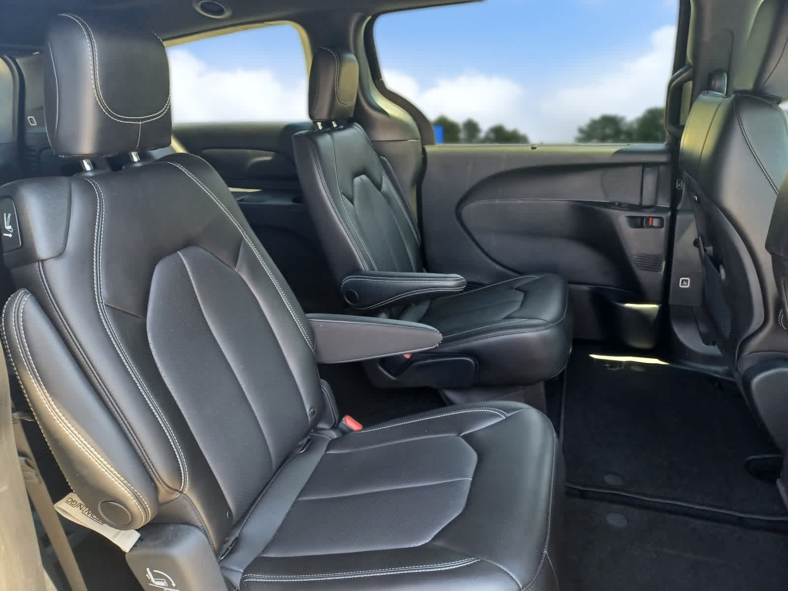 2023 Chrysler Pacifica Touring L AWD