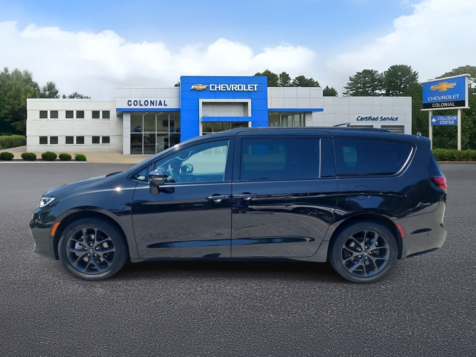 2023 Chrysler Pacifica Touring L AWD