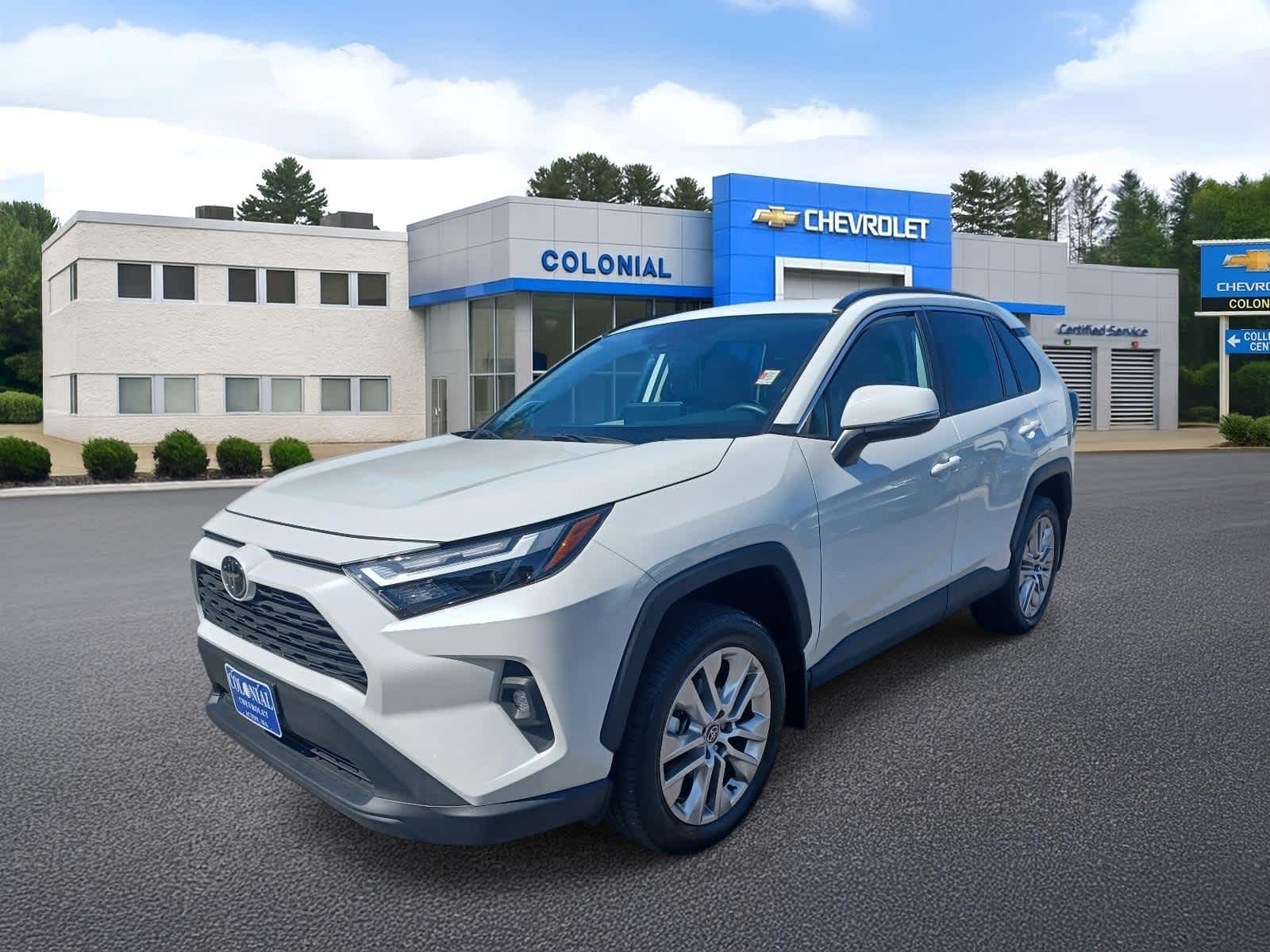2025 Toyota RAV4 XLE Premium