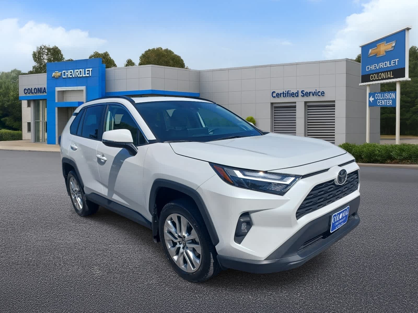 2025 Toyota RAV4 XLE Premium