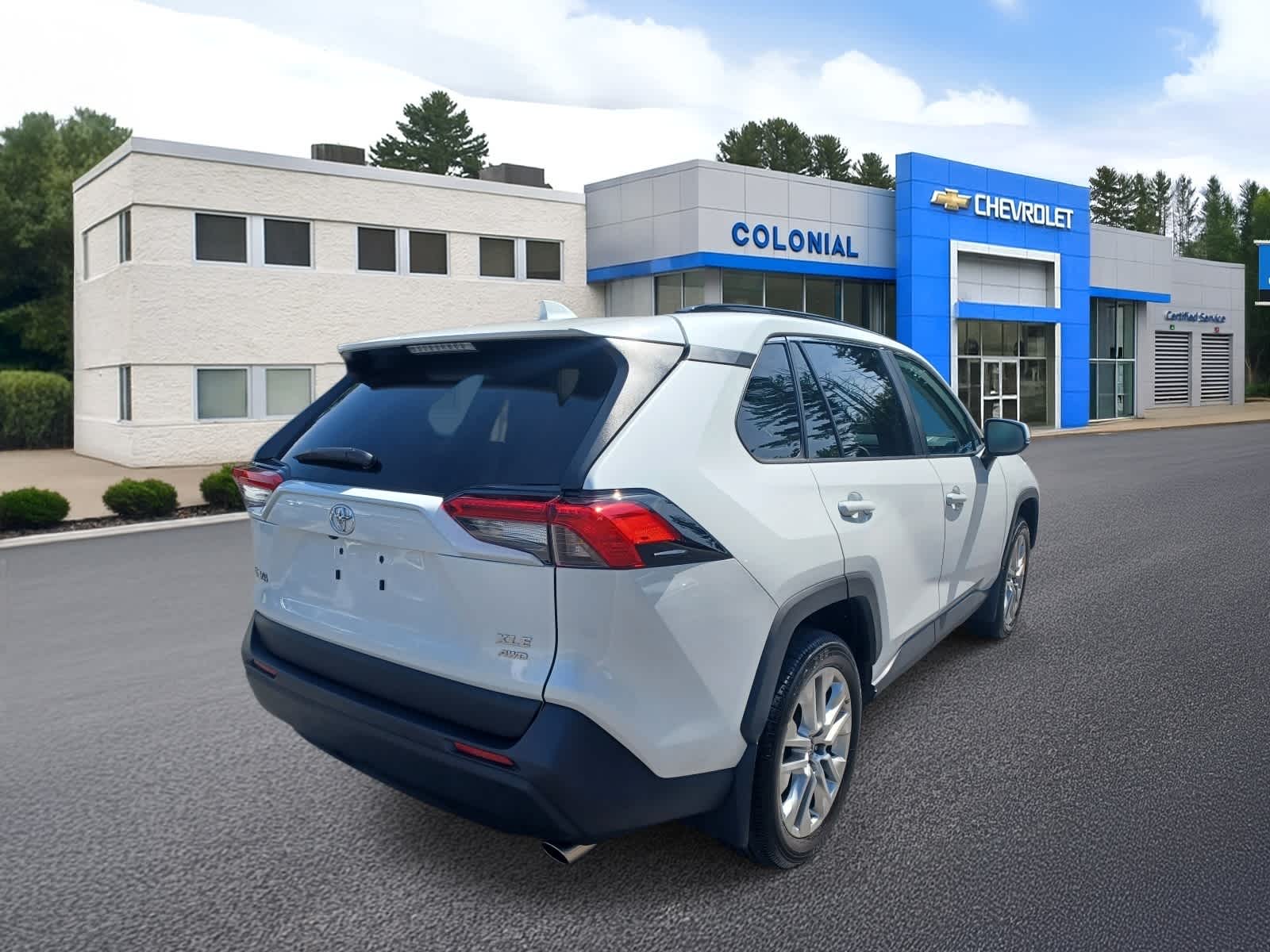 2025 Toyota RAV4 XLE Premium