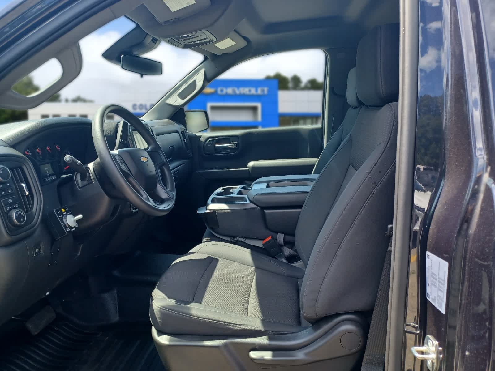 2023 Chevrolet Silverado 1500 WT