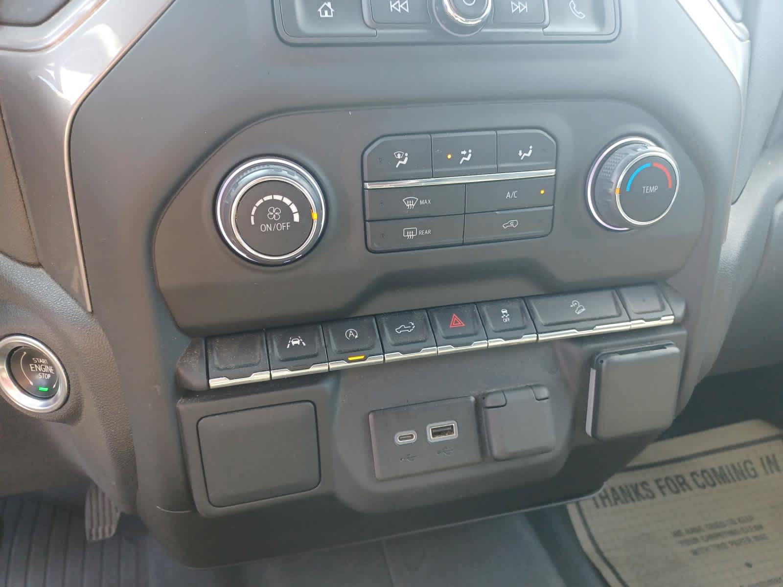 2022 Chevrolet Silverado 1500 Custom Trail Boss