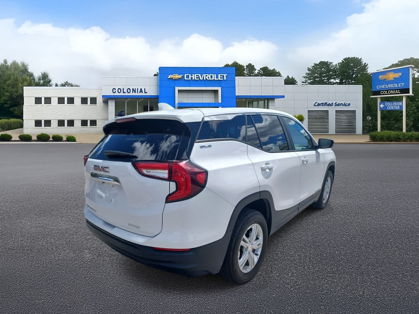2024 GMC Terrain SLE