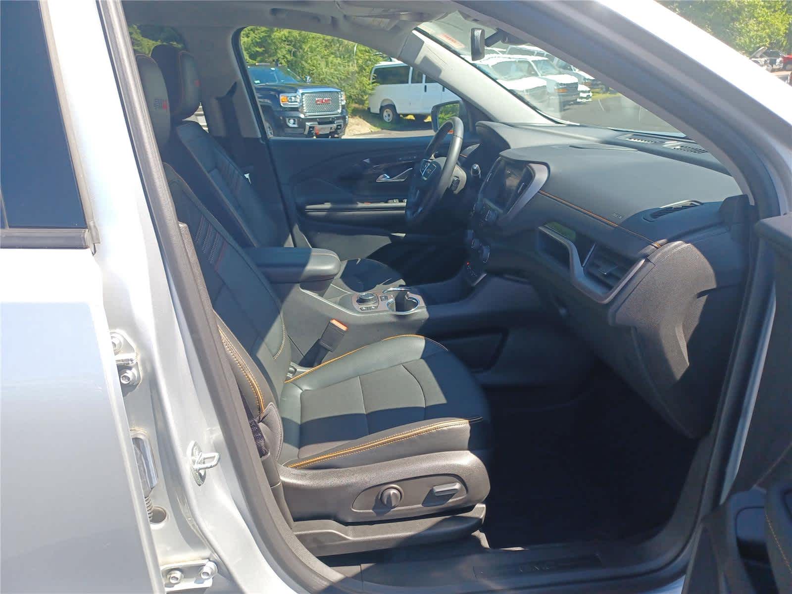 2022 GMC Terrain AT4