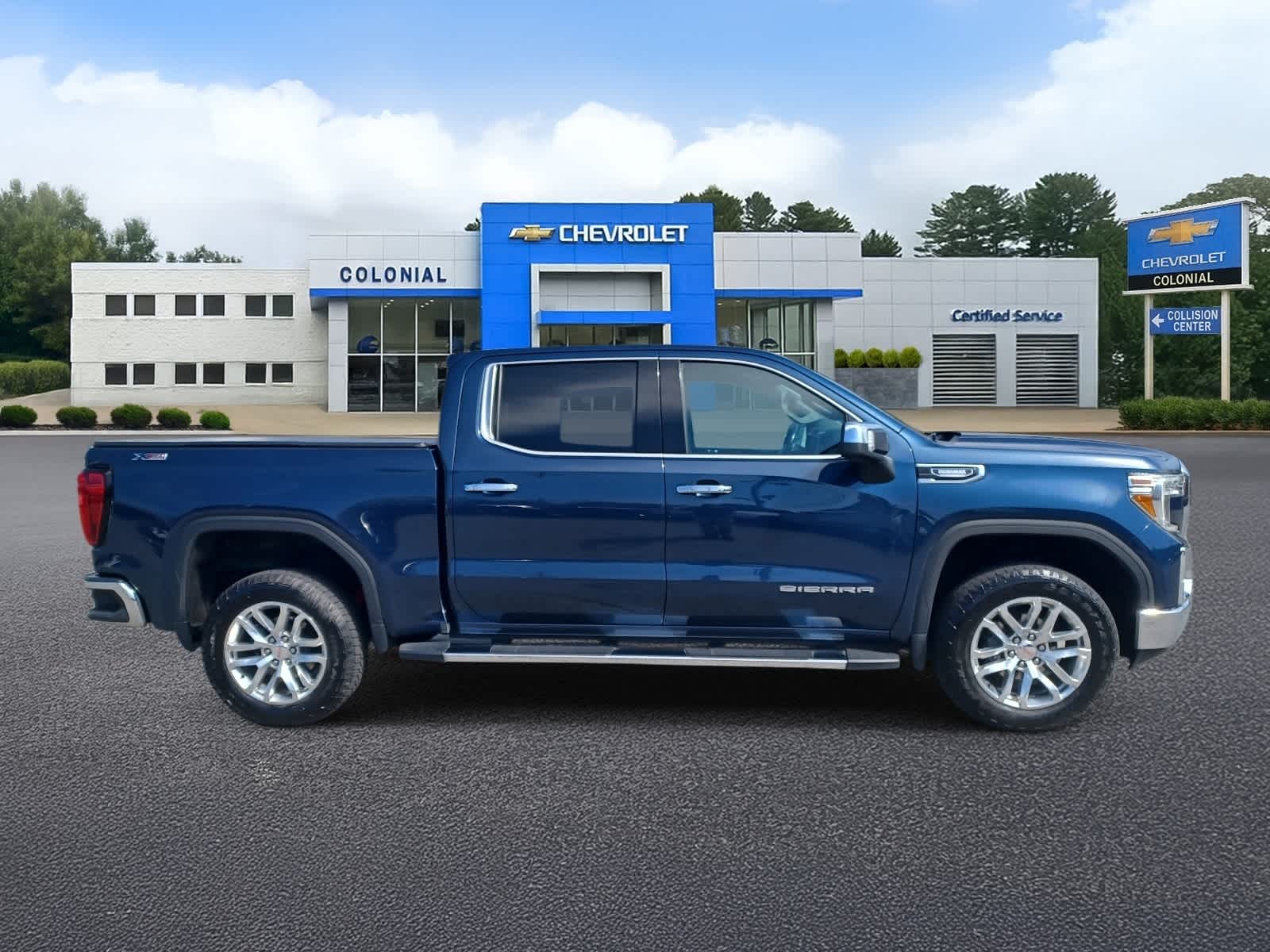 2021 GMC Sierra 1500 SLT