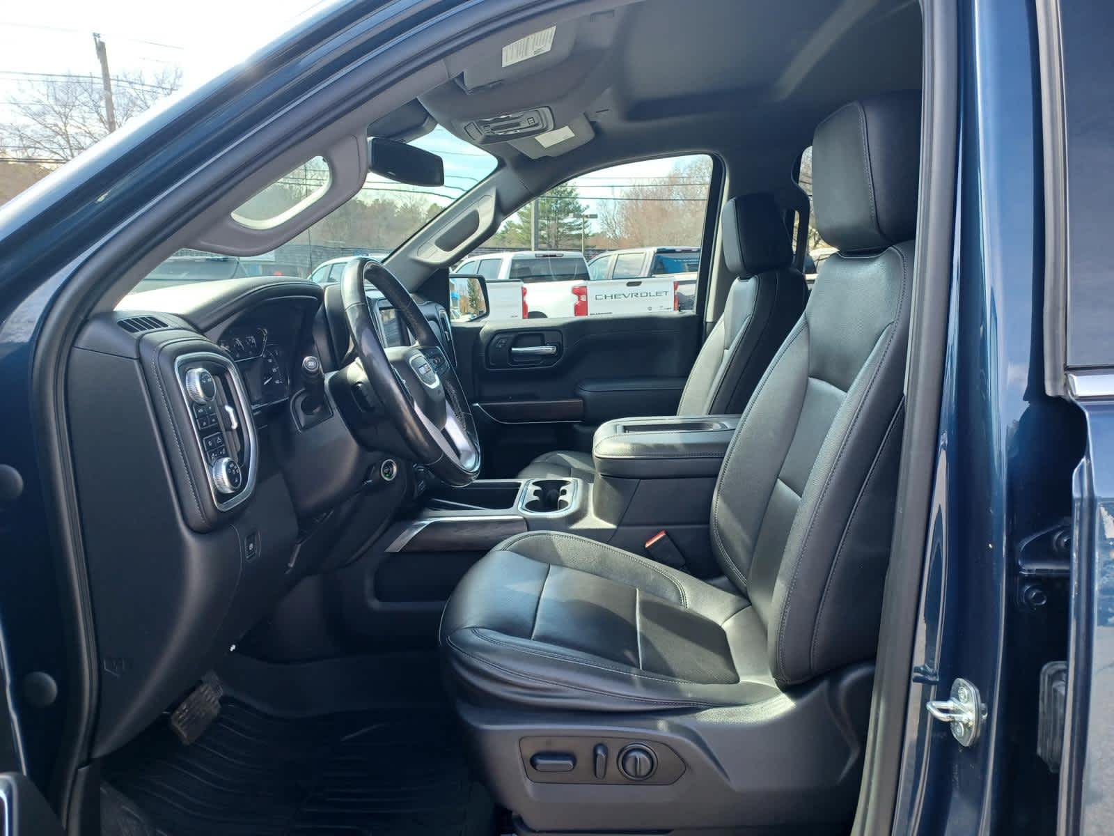 2021 GMC Sierra 1500 SLT