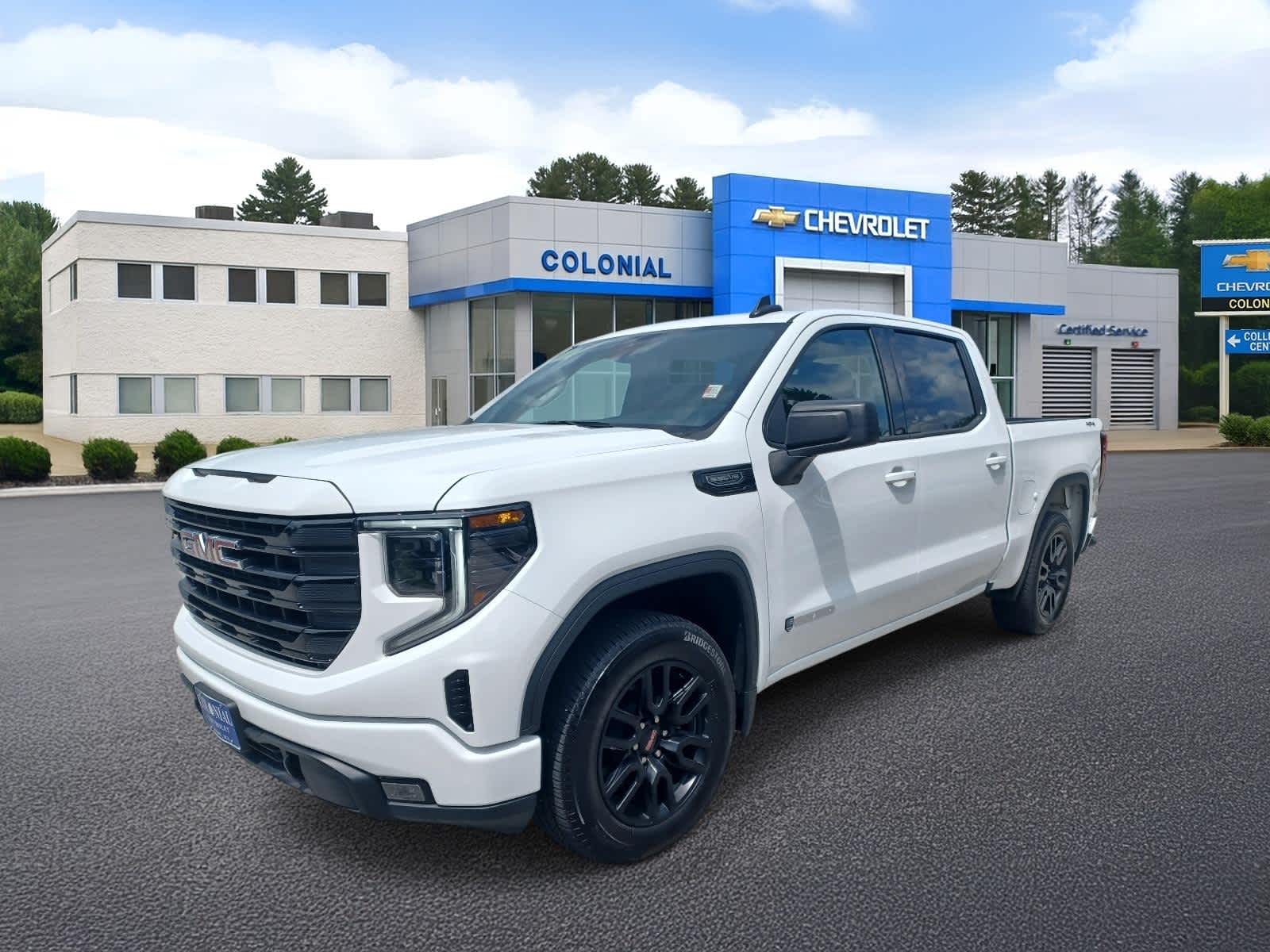 2024 GMC Sierra 1500 Elevation