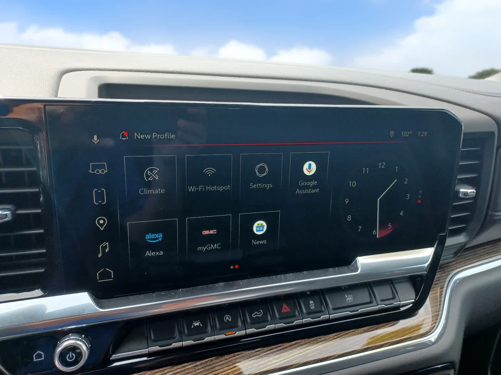 2024 GMC Sierra 1500 Elevation
