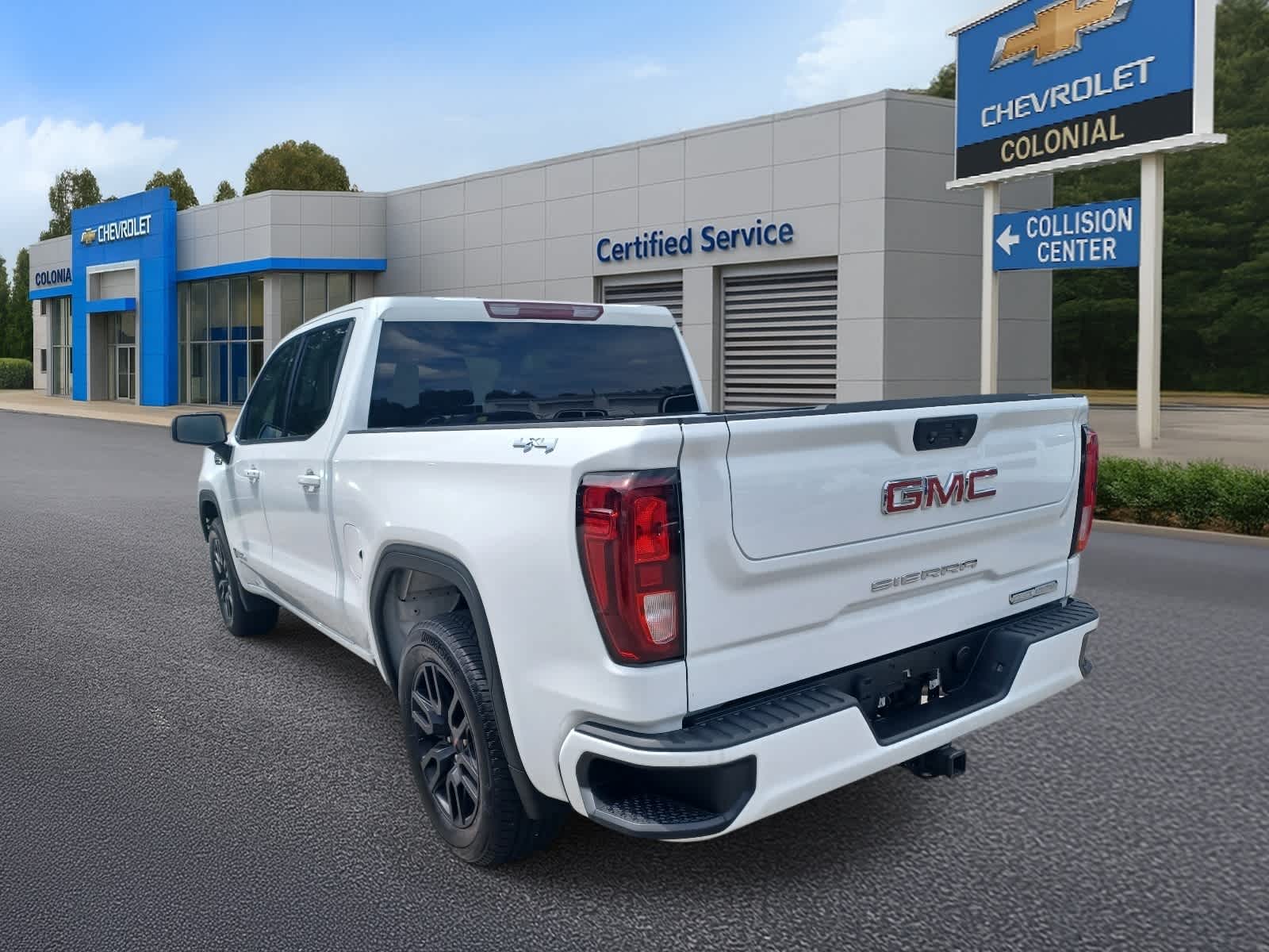 2024 GMC Sierra 1500 Elevation