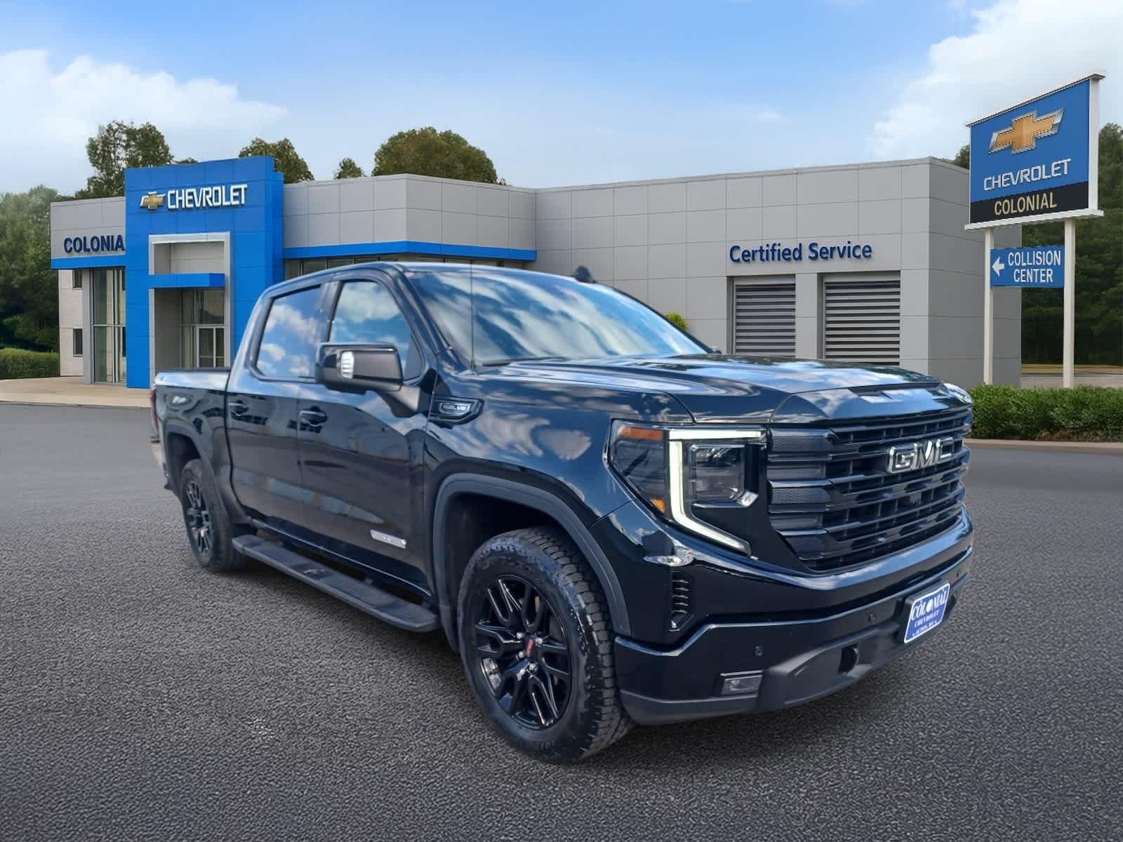 2025 GMC Sierra 1500 Elevation