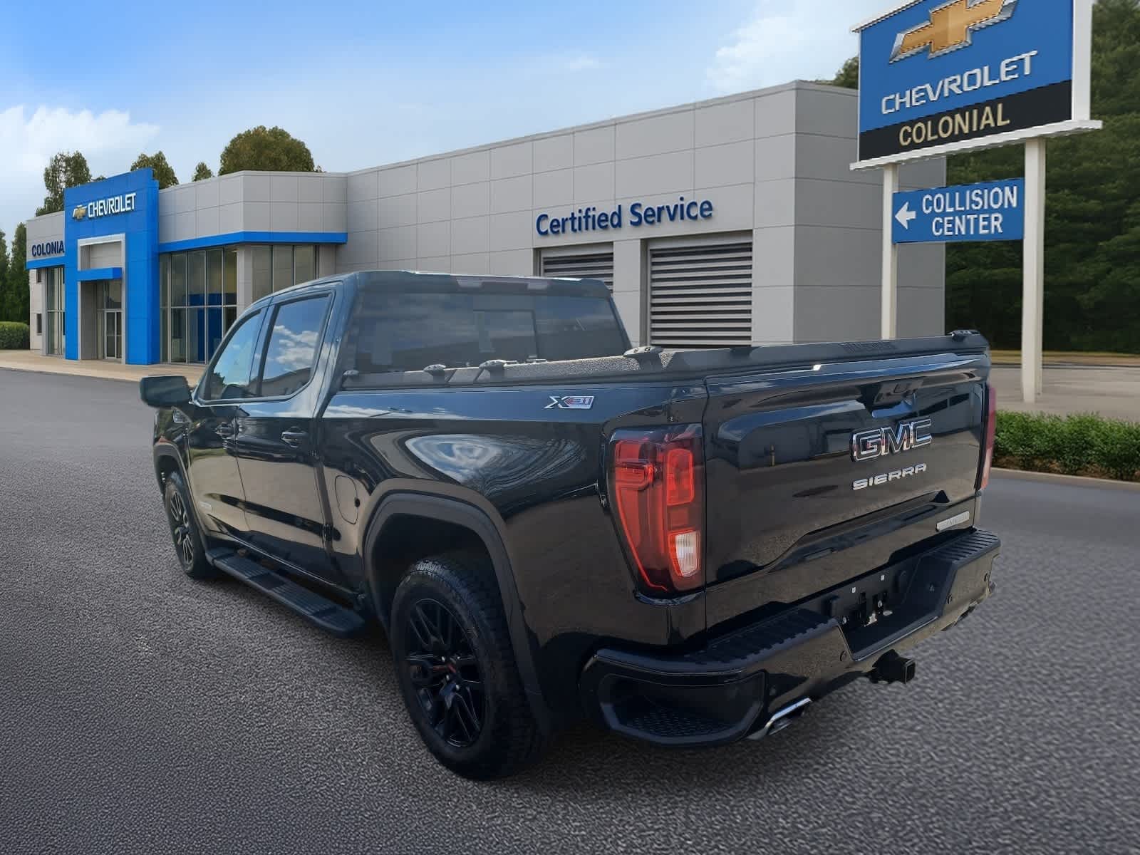 2025 GMC Sierra 1500 Elevation