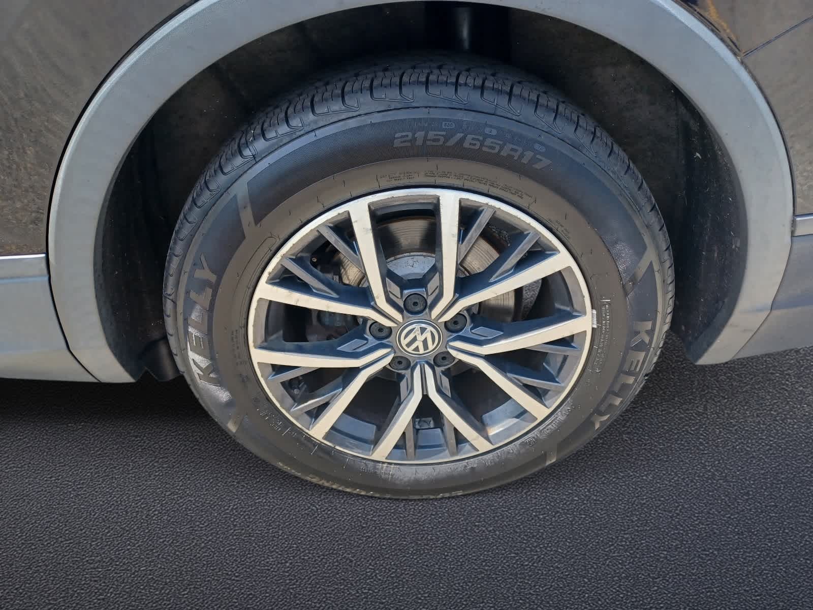 2019 Volkswagen Tiguan 2.0T SE