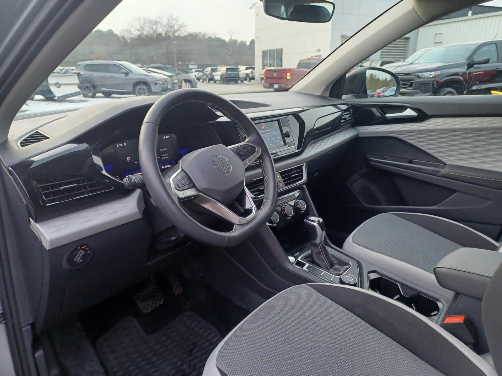 2024 Volkswagen Taos S