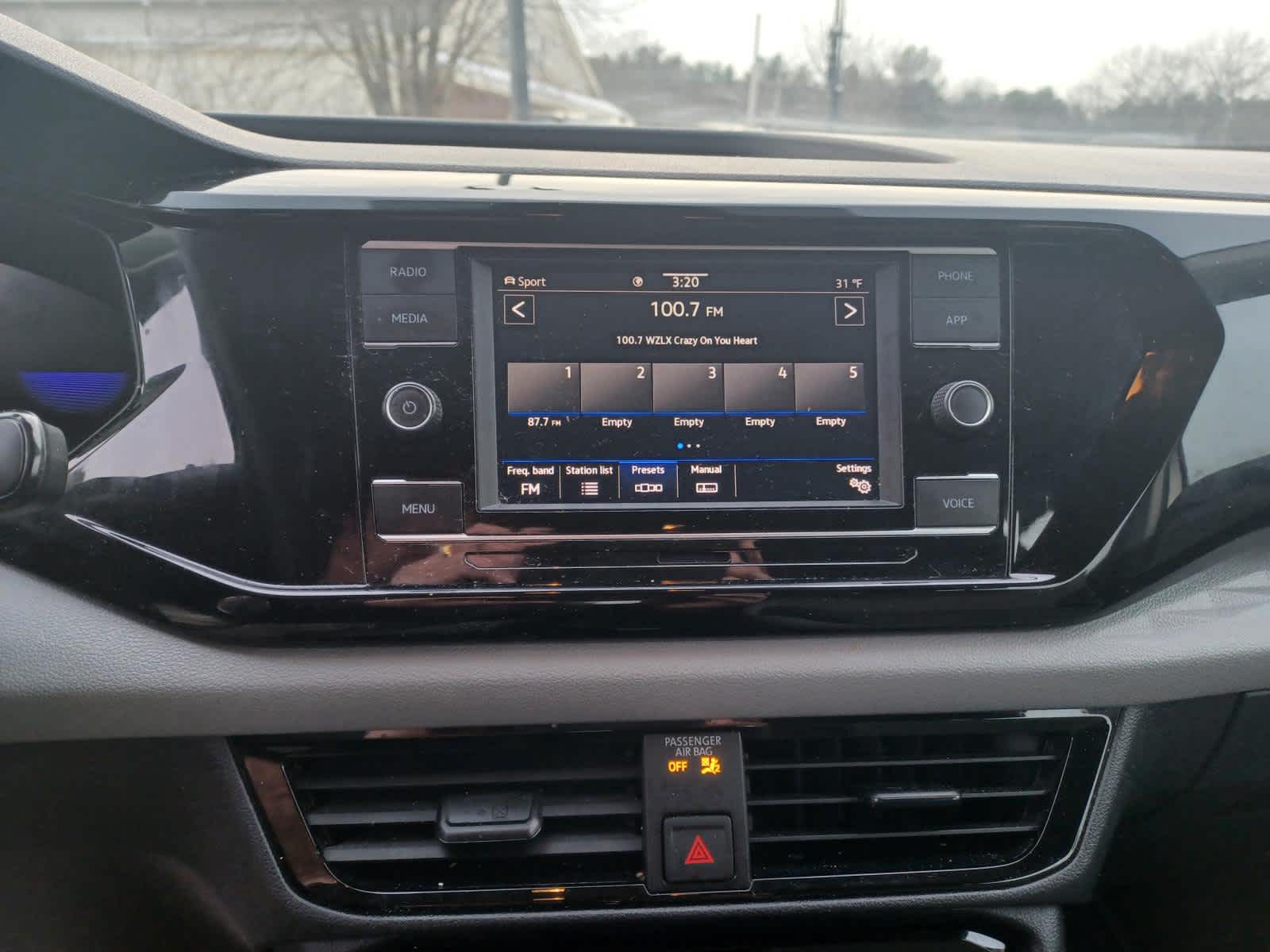 2024 Volkswagen Taos S