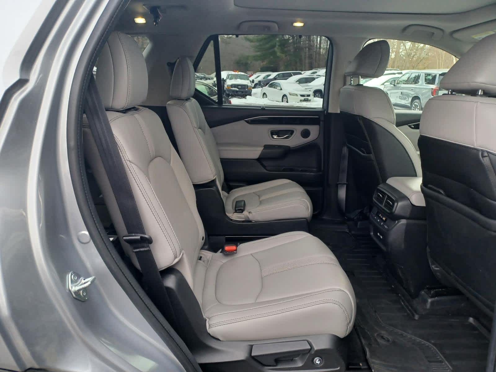 2023 Honda Pilot Touring