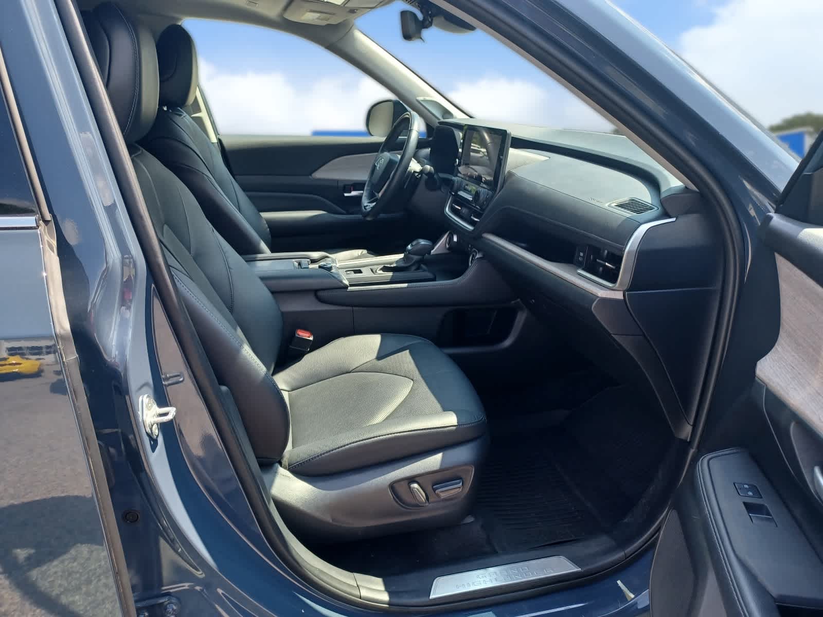 2024 Toyota Grand Highlander Platinum