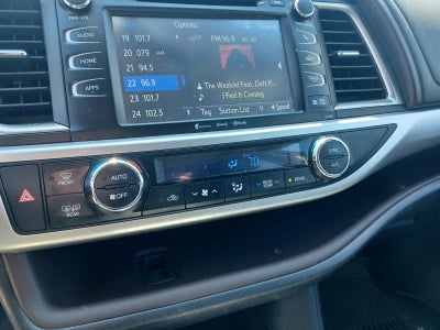 2016 Toyota Highlander XLE V6