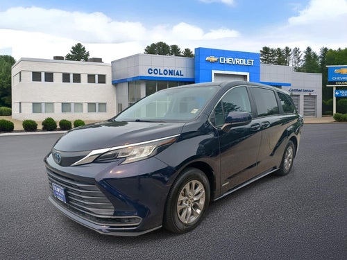 2021 Toyota Sienna LE
