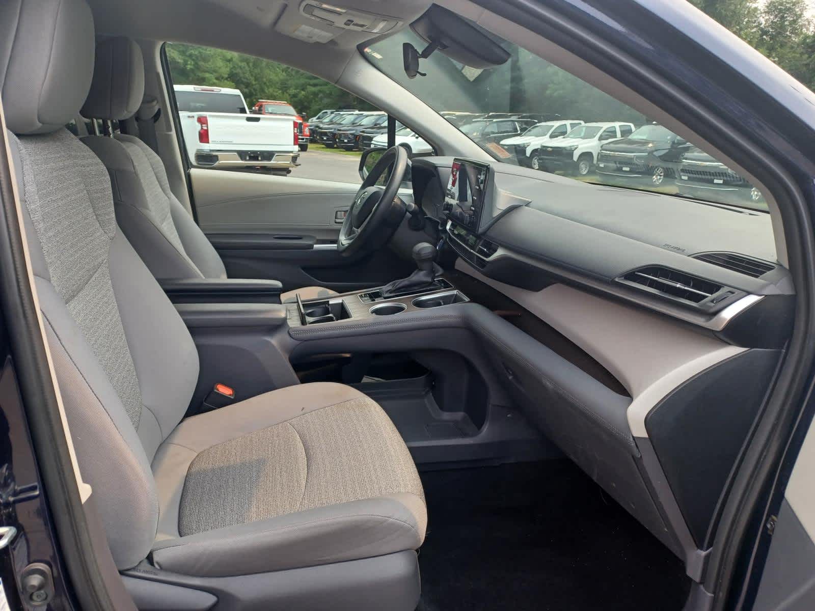 2021 Toyota Sienna LE